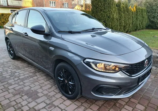 fiat tipo podkarpackie Fiat Tipo cena 45400 przebieg: 39000, rok produkcji 2020 z Drawno